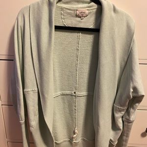 Aritzia Wilfred Sweater